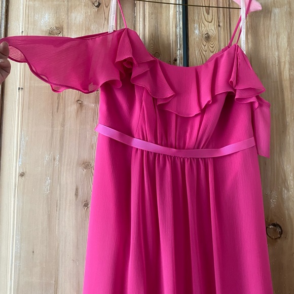 David’s Bridal Begonia Bridesmaid Dress - Picture 3 of 7